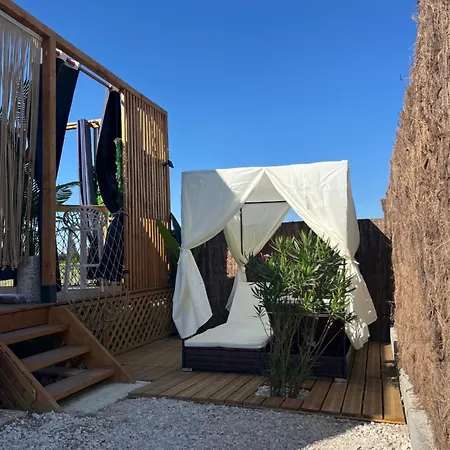 Glamour Tinyhouse * Muret